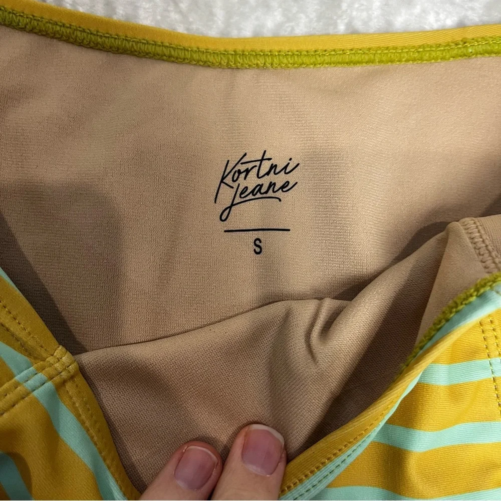 Kortni Jeane Striped High-Waisted Bikini Bottoms size small NWT